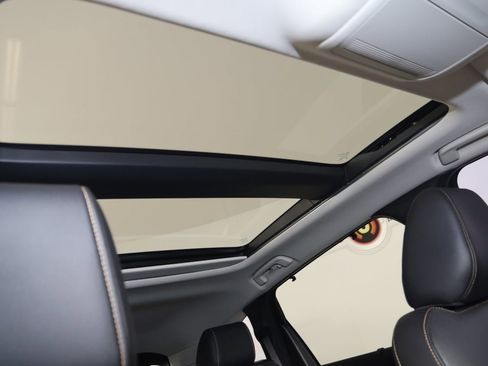 Used 2024 MAZDA CX-90 Plug-In Hybrid w/ Premium Pkg image 11