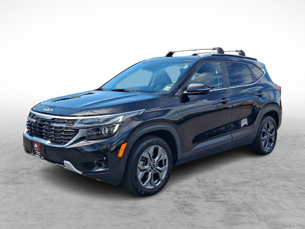 Used 2024 Kia Seltos S AWD/4WD image 3