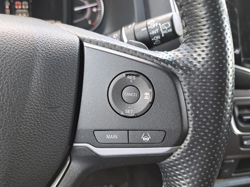 Used 2023 Honda Passport EX-L image 18