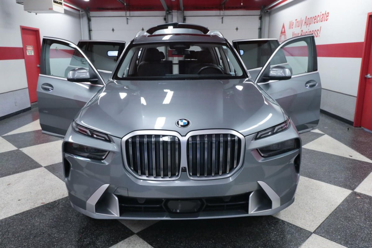Used 2026 BMW X7 xDrive40i AWD/4WD image 30