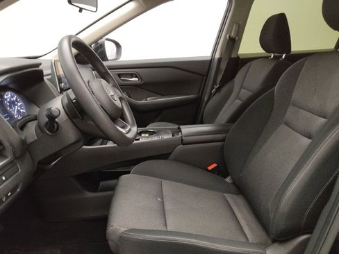 Used 2024 Nissan Rogue SV FWD image 17