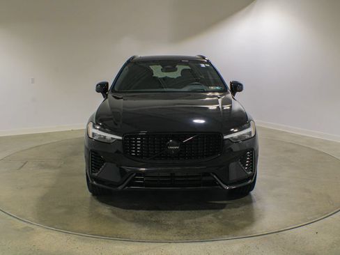 Used 2024 Volvo XC60 T8 Ultimate w/ Protection Package Premier AWD/4WD image 8
