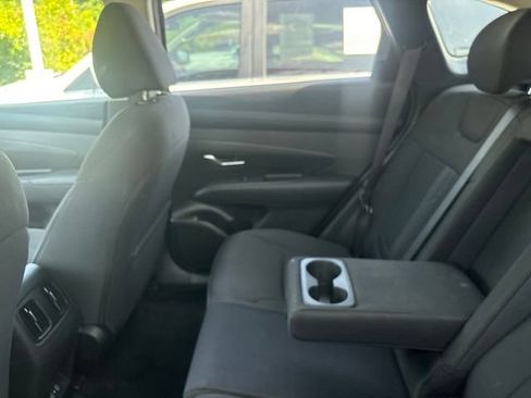 Used 2025 Hyundai Tucson SEL FWD image 4