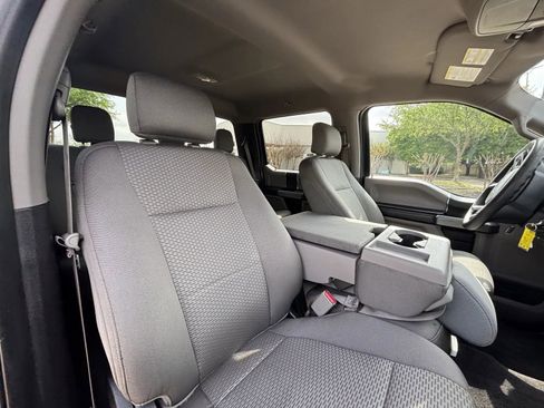 Used 2016 Ford F150 XLT AWD/4WD image 17