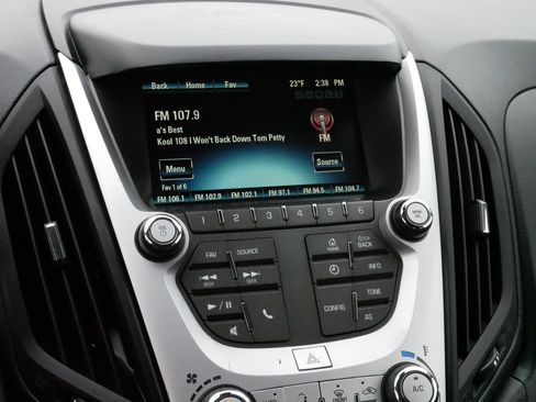 Used 2016 Chevrolet Equinox LT w/ Convenience Package image 22