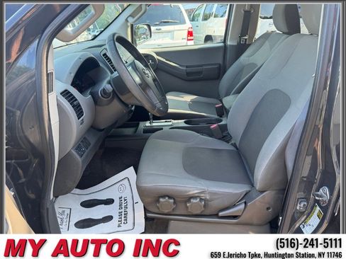 Used 2013 Nissan Xterra S AWD/4WD image 21