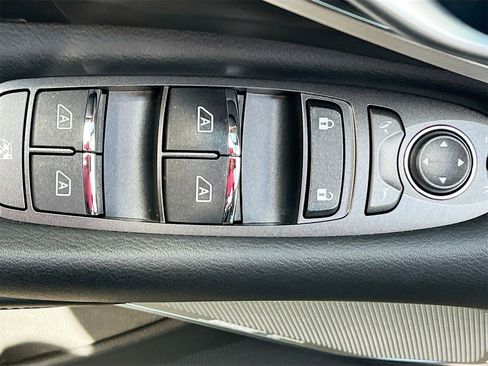 Used 2022 INFINITI Q50 Luxe w/ Cargo Package image 17