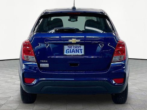 Used 2017 Chevrolet Trax LS FWD image 6