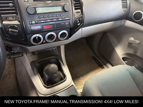 Used 2005 Toyota Tacoma 4x4 Access Cab image 19