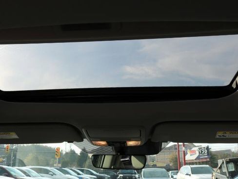 Used 2018 Honda Odyssey EX-L image 23