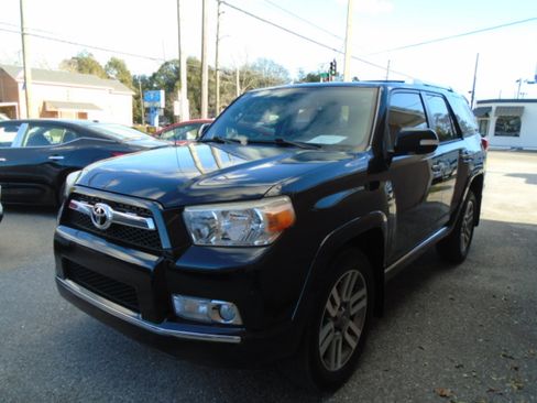 Used 2013 Toyota 4Runner Limited image 3