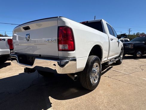 Used 2018 RAM 2500 SLT image 3
