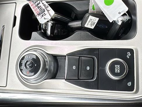 Certified 2023 Ford Explorer Limited w/ Hybrid Equipment Group 310A image 26