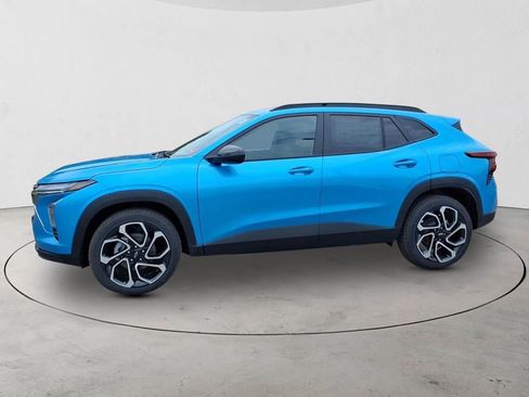 New 2026 Chevrolet Trax RS FWD image 8