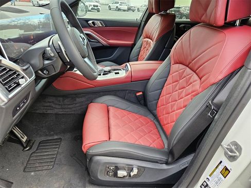New 2026 BMW X6 xDrive40i w/ Premium Package image 8