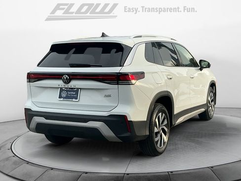 Certified 2025 Volkswagen Tiguan S image 9