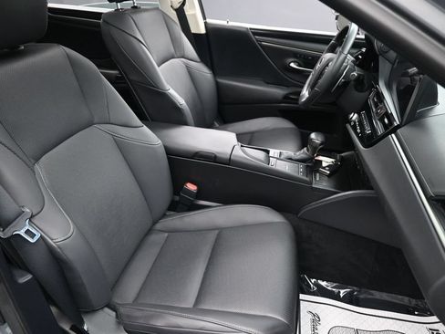 Used 2022 Lexus ES 350 w/ ES 350 Ultra Luxury Package FWD image 21
