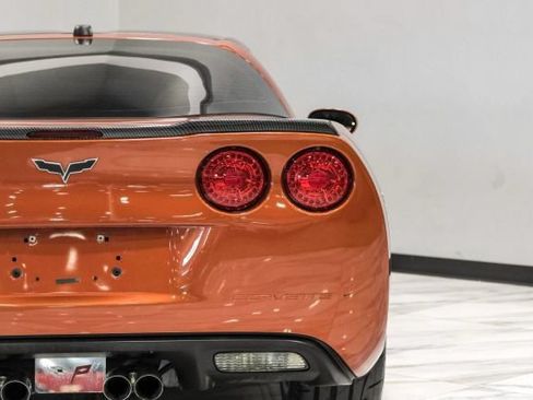 Used 2005 Chevrolet Corvette Coupe w/ Preferred Equipment Group RWD image 35