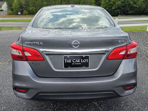 Used 2019 Nissan Sentra SV FWD image 5