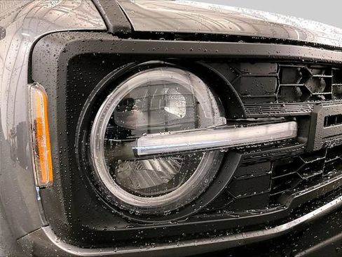 Used 2022 Ford Bronco Badlands w/ Sasquatch Package AWD/4WD image 27