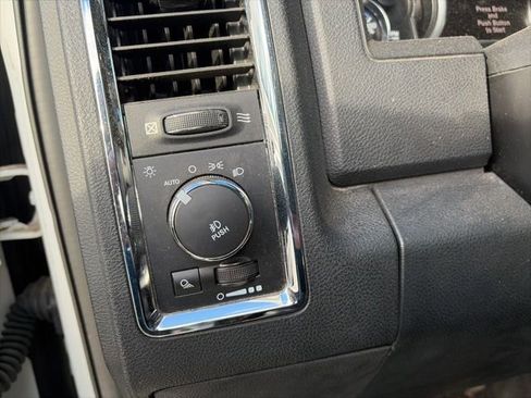 Used 2016 RAM 2500 Laramie image 19