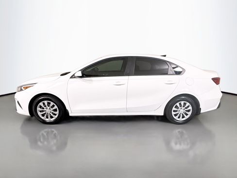 Used 2023 Kia Forte LX FWD image 6