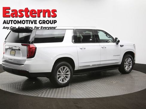 Used 2024 GMC Yukon XL SLT AWD/4WD image 46