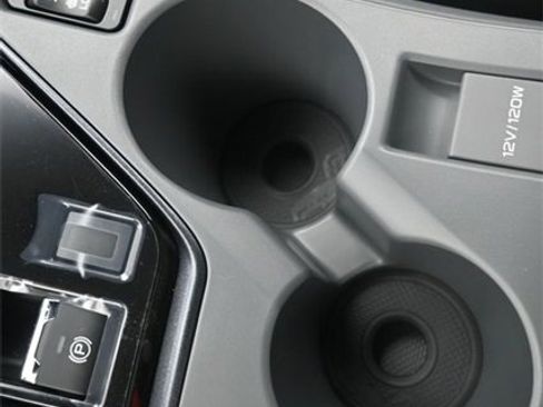 New 2025 Subaru Crosstrek 2.5i Limited w/ Popular Package #3A image 11