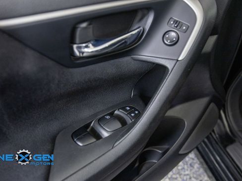 Used 2015 Nissan Altima 2.5 S w/ Power Driver Seat Package FWD image 12