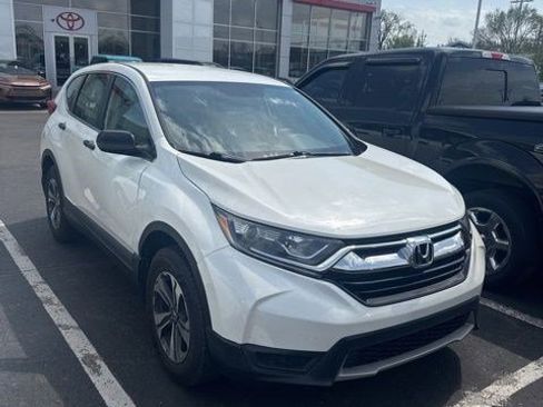 Used 2018 Honda CR-V LX image 1