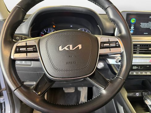 Used 2022 Kia Telluride LX AWD/4WD image 13