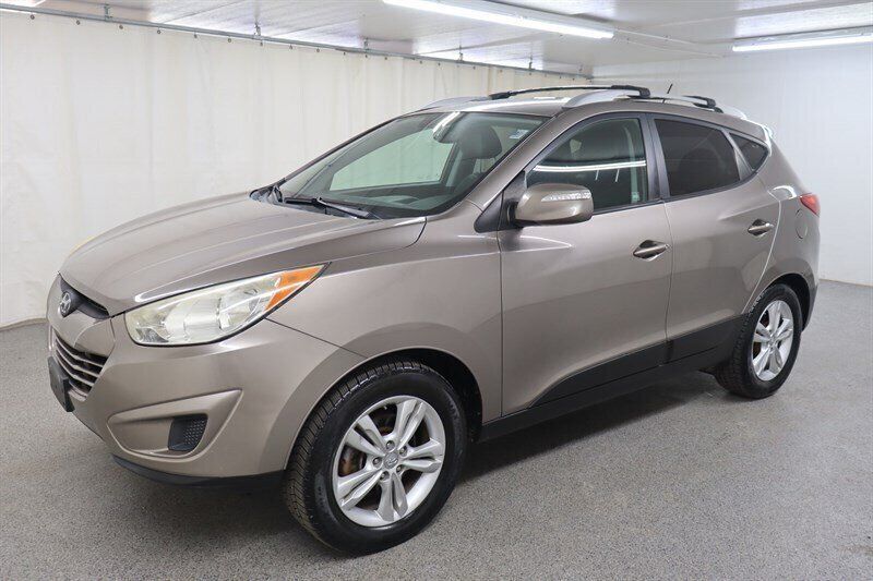 Used 2012 Hyundai Tucson GLS AWD/4WD image 3