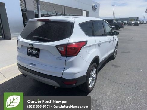 Used 2019 Ford Escape SE AWD/4WD image 7