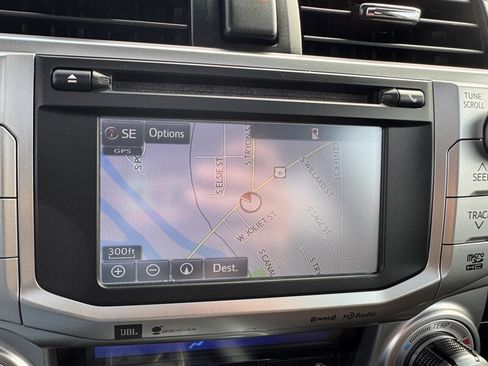 Used 2016 Toyota 4Runner Limited image 19