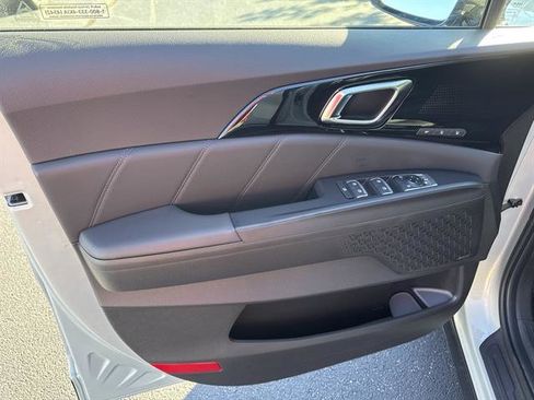 New 2026 Kia Carnival SX Prestige image 9