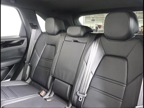 Used 2020 Porsche Cayenne AWD/4WD image 10