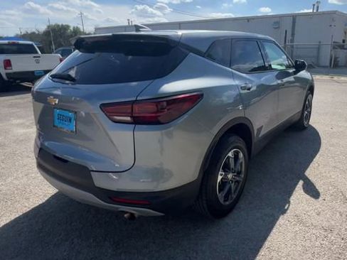 Used 2025 Chevrolet Blazer LT image 8