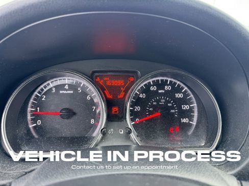 Used 2014 Nissan Versa SV w/ Convenience Package image 14