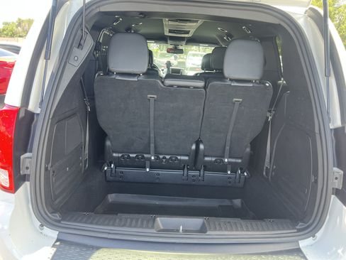 Used 2019 Dodge Grand Caravan GT w/ Safety Sphere Group FWD image 9