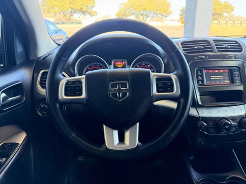 Used 2018 Dodge Journey SE w/ Connectivity Group image 10