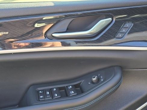 Used 2022 Jeep Grand Cherokee Trailhawk image 46