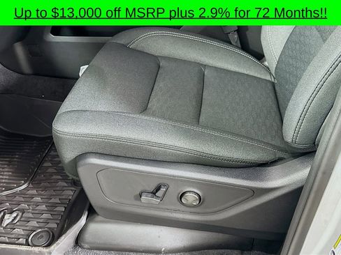 New 2026 RAM 1500 4x4 Crew Cab image 24