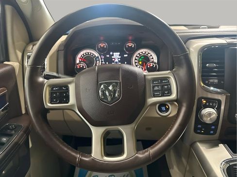 Used 2016 RAM 1500 Laramie w/ Convenience Group AWD/4WD image 14
