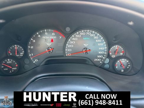 Used 2004 Chevrolet Corvette Coupe RWD image 25