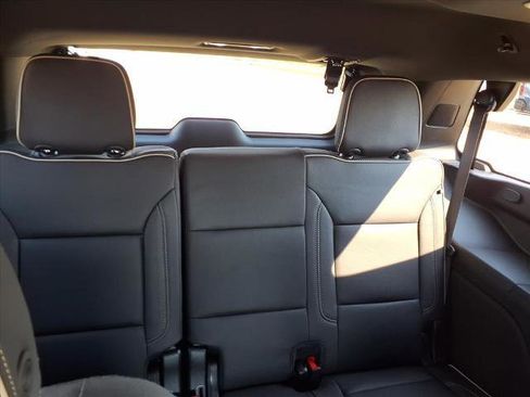 New 2025 GMC Yukon Elevation w/ LPO, Get Active Package image 22