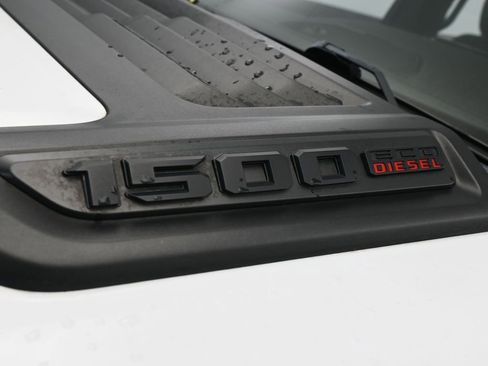 Used 2021 RAM 1500 Laramie w/ Night Edition image 33