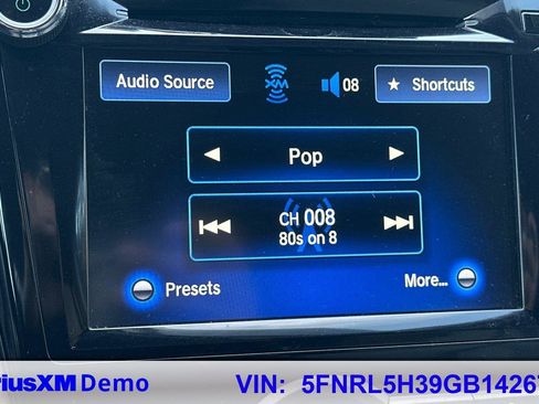 Used 2016 Honda Odyssey SE image 34