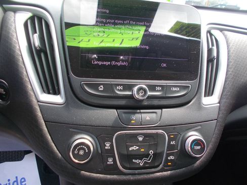 Used 2022 Chevrolet Malibu LS w/ Driver Confidence Package II FWD image 16