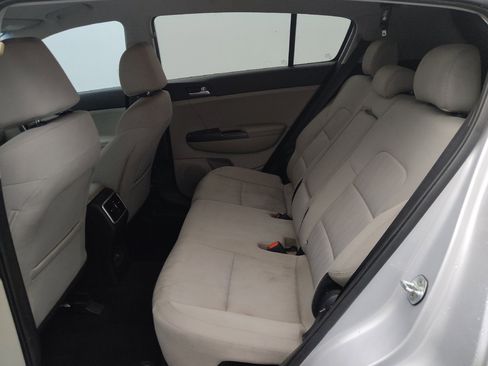 Used 2021 Kia Sportage LX FWD image 18