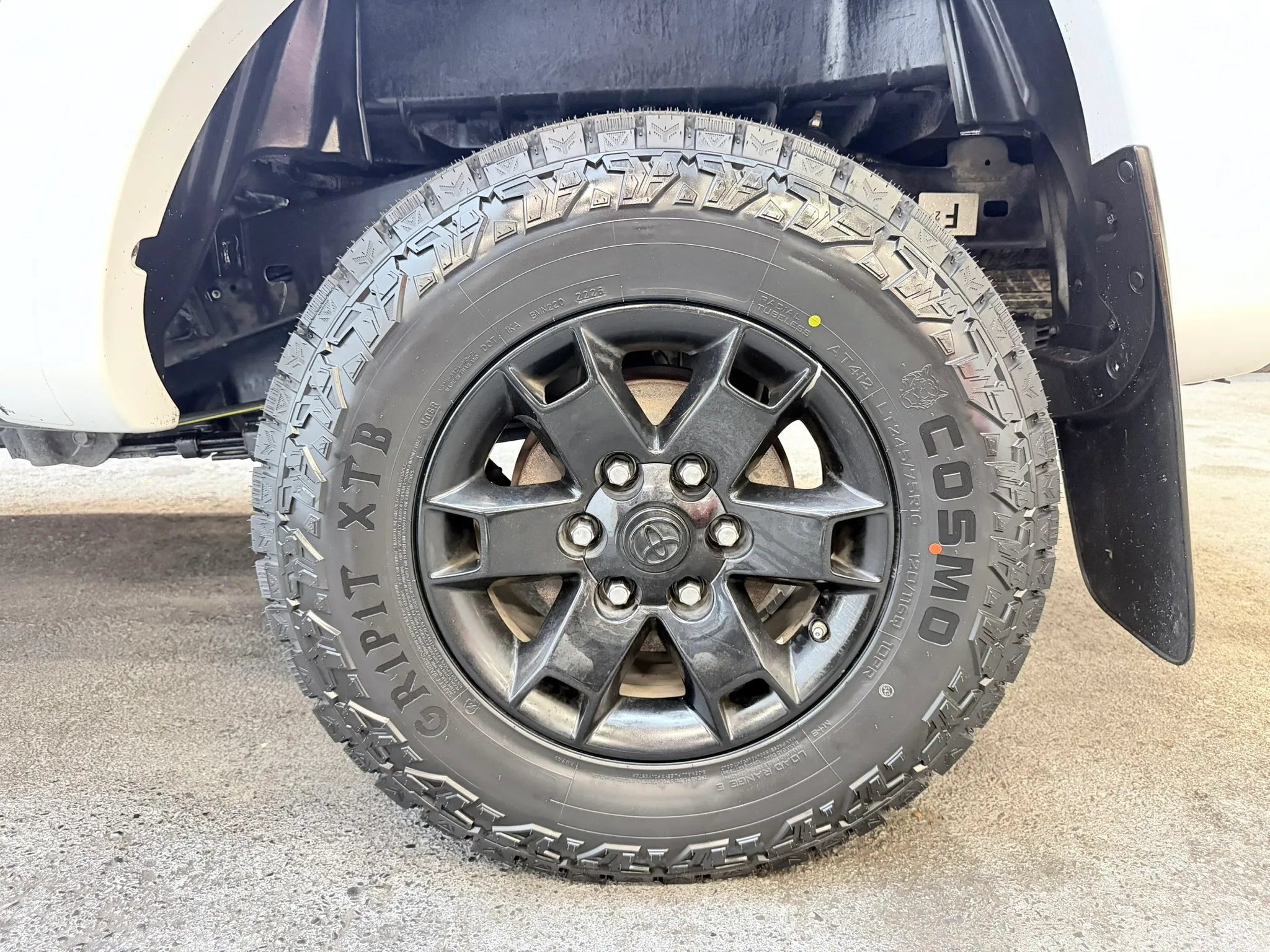 Used 2015 Toyota Tacoma 4x4 Access Cab V6 image 6